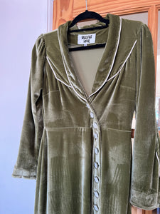 Cademar Velvet Dress - Green SAMPLE SALE