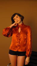 Carregar imagem no visualizador da galeria, Primrose Blouse - Rust